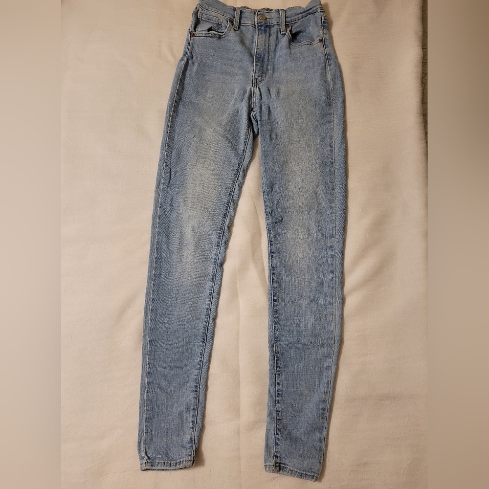 Levi's Light Blue Skinny Jeans for Women
